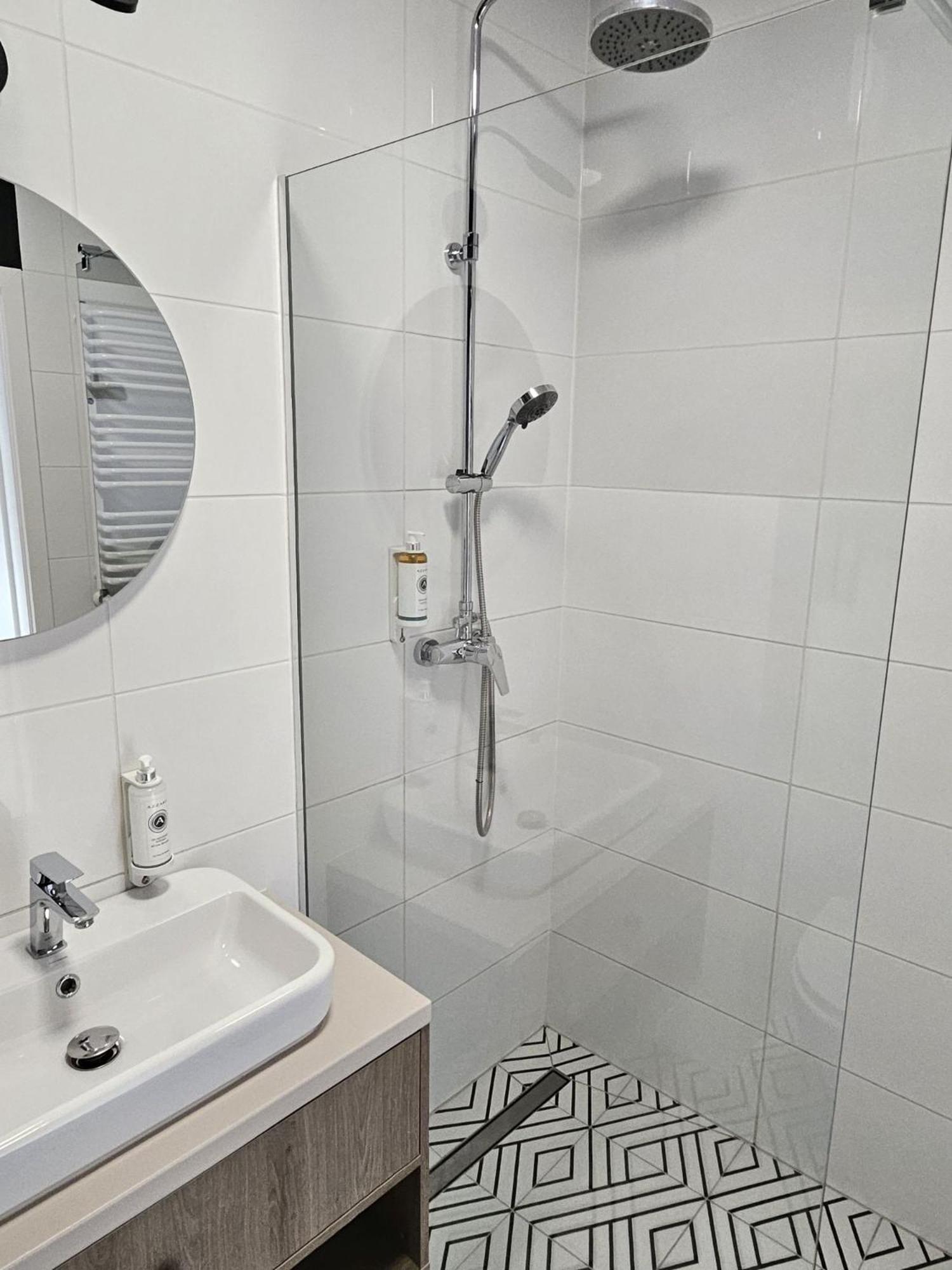 Urban Jungle Apartament Wenus เบียวิสตอก ภายนอก รูปภาพ