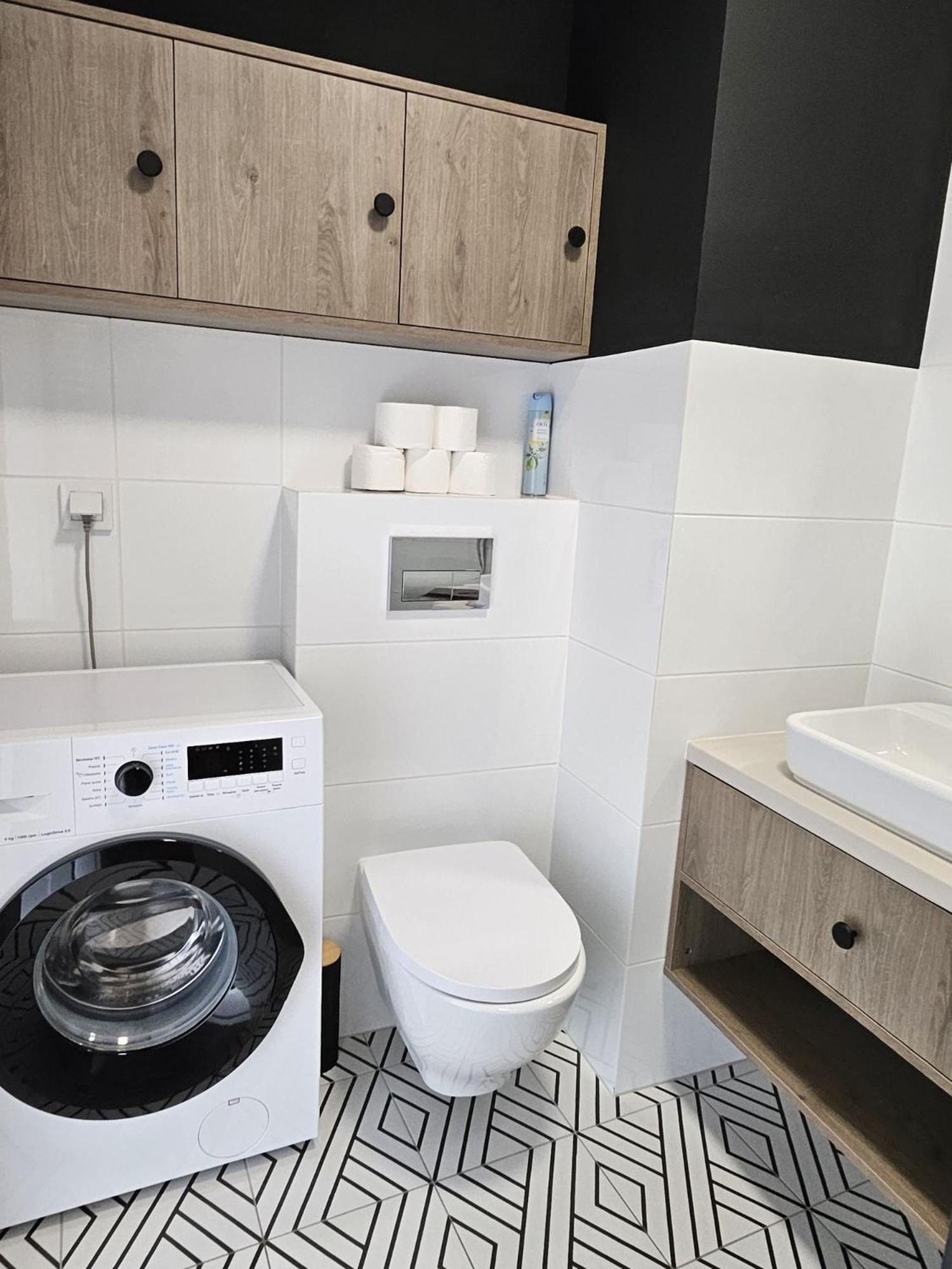 Urban Jungle Apartament Wenus เบียวิสตอก ภายนอก รูปภาพ